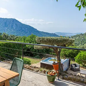 https://la-villa-jausserane.fr-provencehotel.com